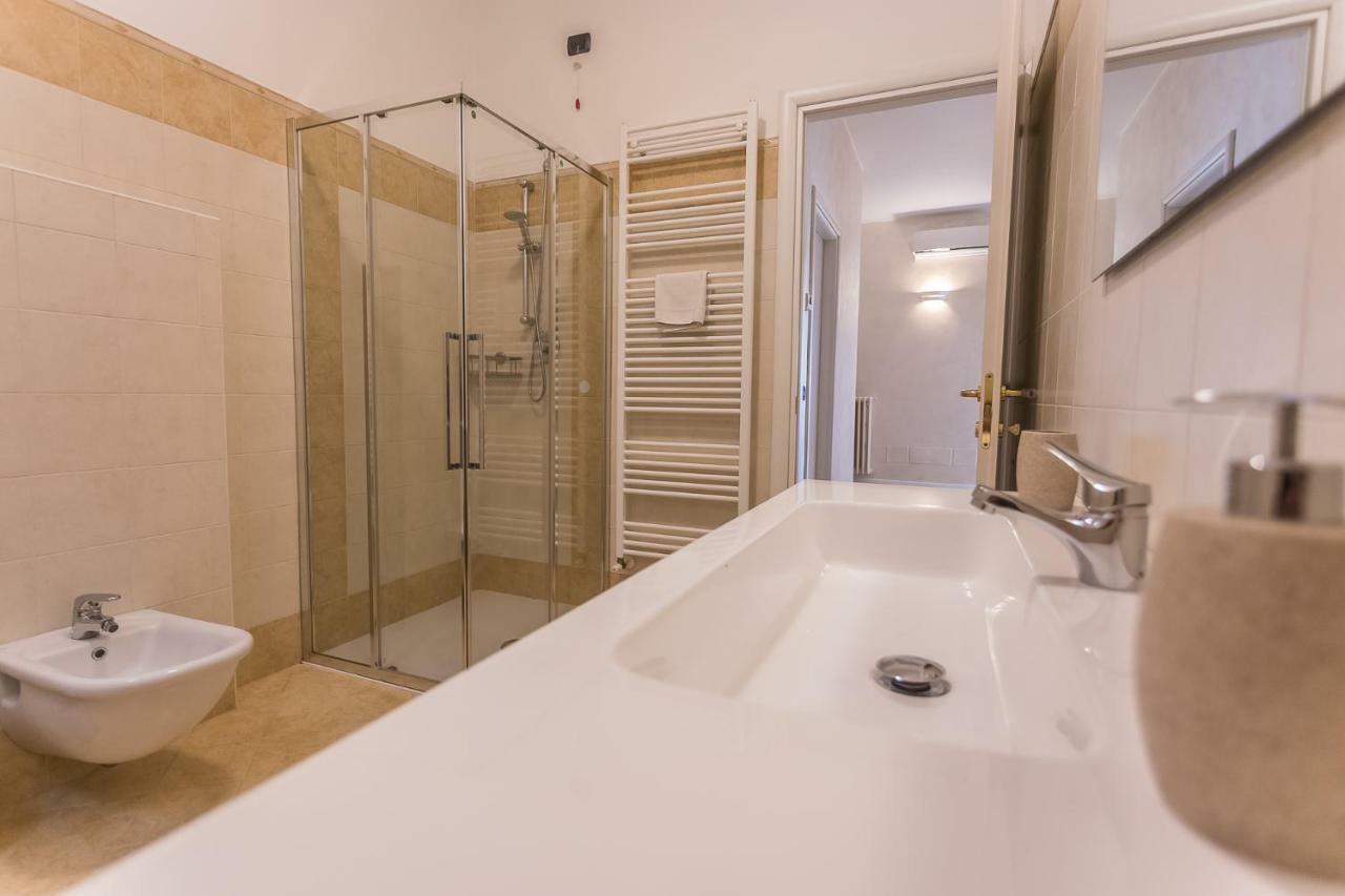 Lm House Daire Lonato Dış mekan fotoğraf