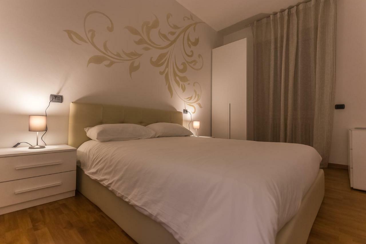 Lm House Daire Lonato Dış mekan fotoğraf