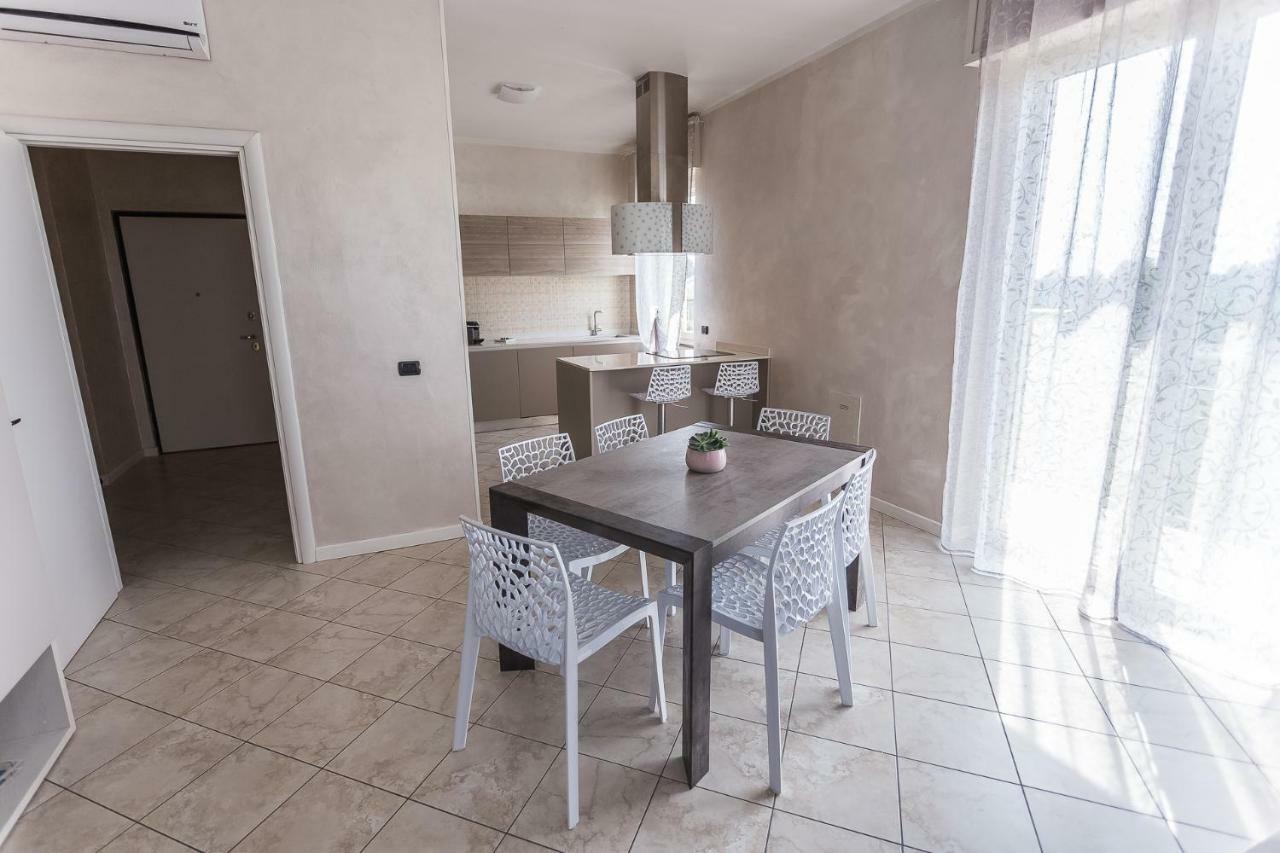 Lm House Daire Lonato Dış mekan fotoğraf