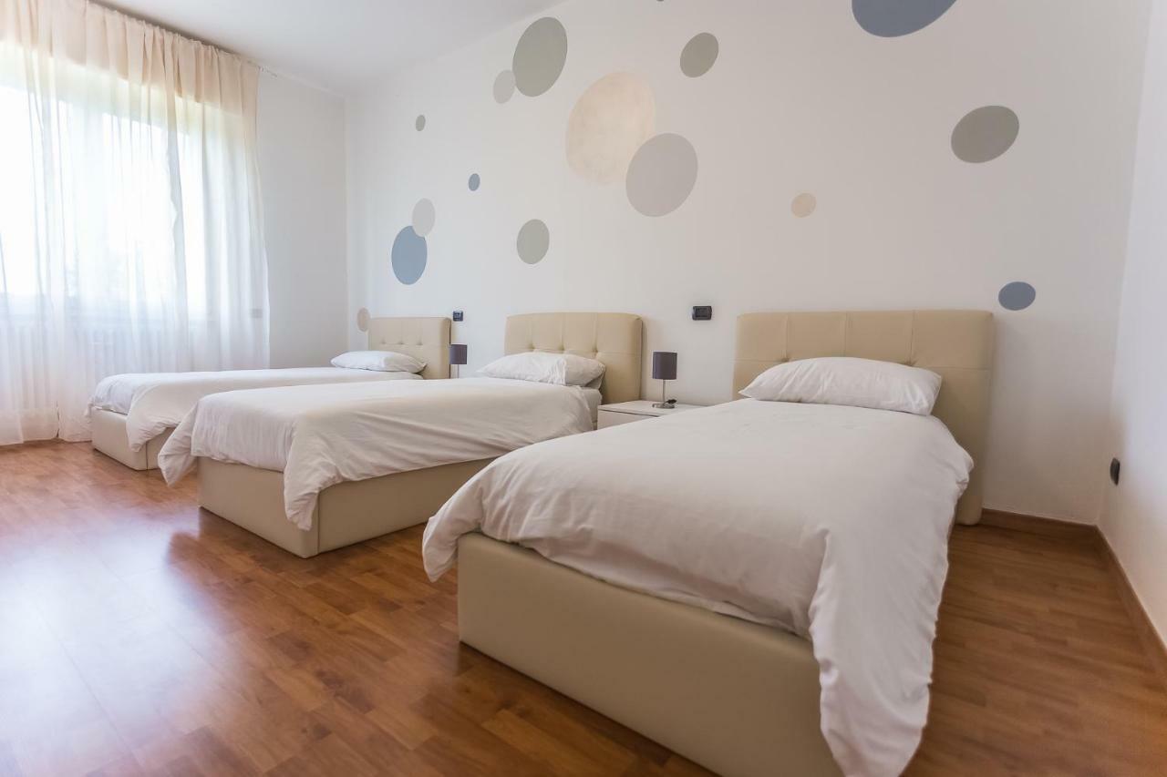 Lm House Daire Lonato Dış mekan fotoğraf
